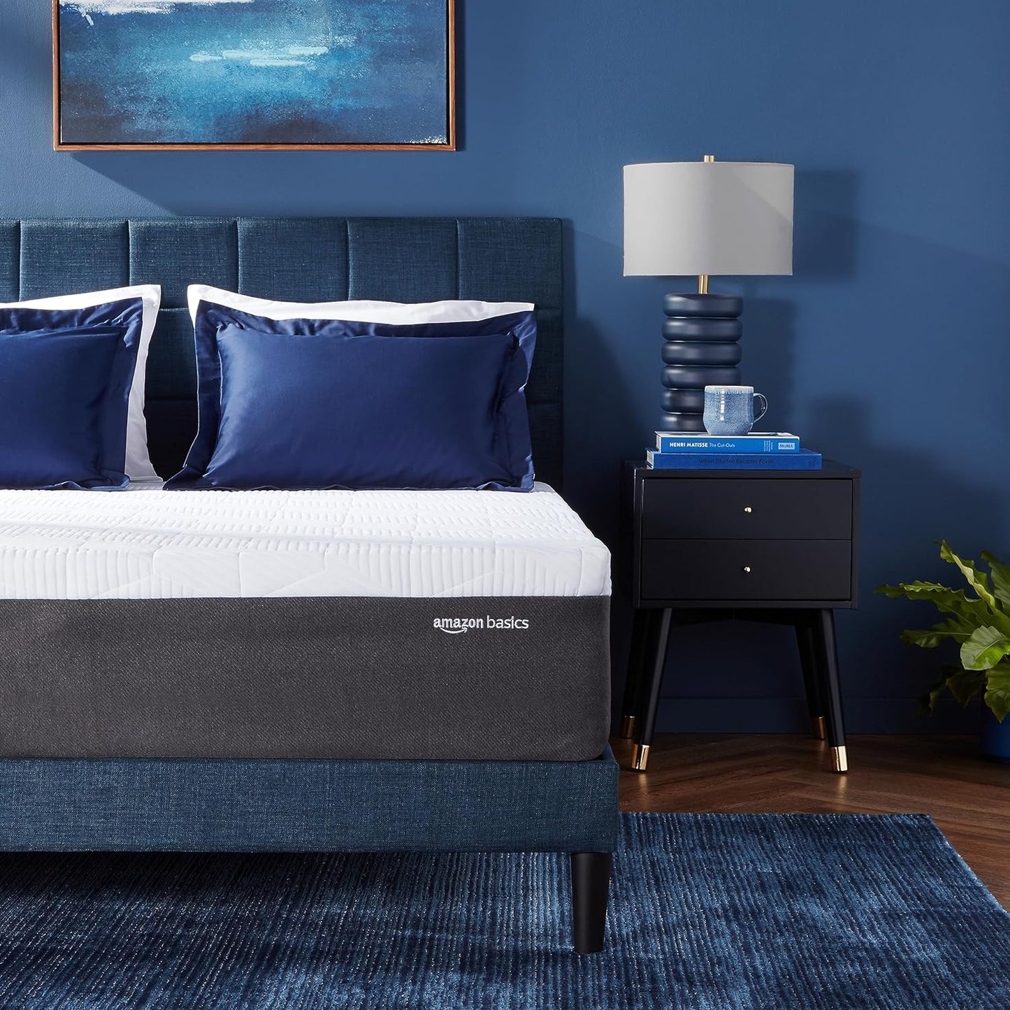 Amazon Basics Memory Foam Mattress, Medium Firm, Cooling Gel, Queen Size Mattress, CertiPUR-US® Certified Foam, 80 x 60 x 10 inches, White/Gray